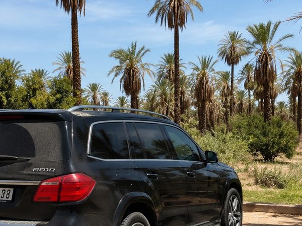 Vehículo privado para los traslados del Riad Mylaya en Marrakech