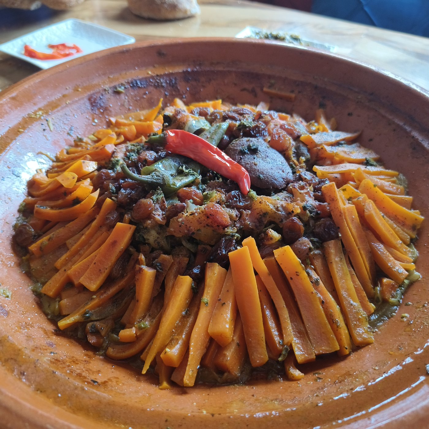 Marrakech tanjia on the embers
